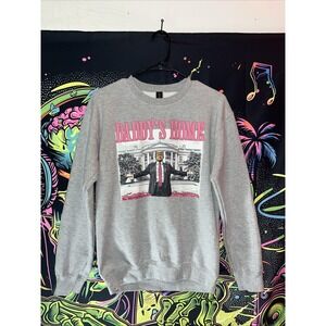 Gildan Gray Donald Trump 2024 Daddy's Home Crew neck Sweatshirt Size Small